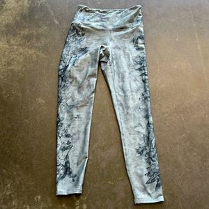 Marika leggings sz M